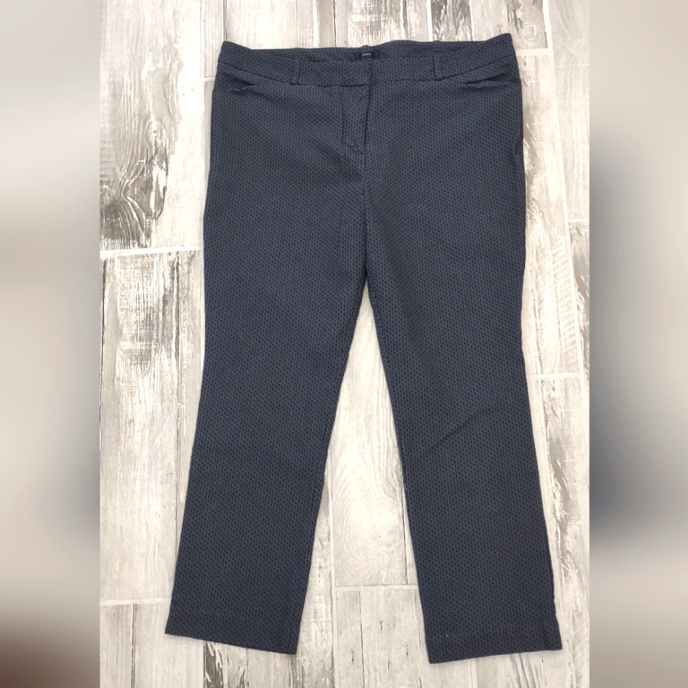 Worthington Black/Gray Cropped Slacks